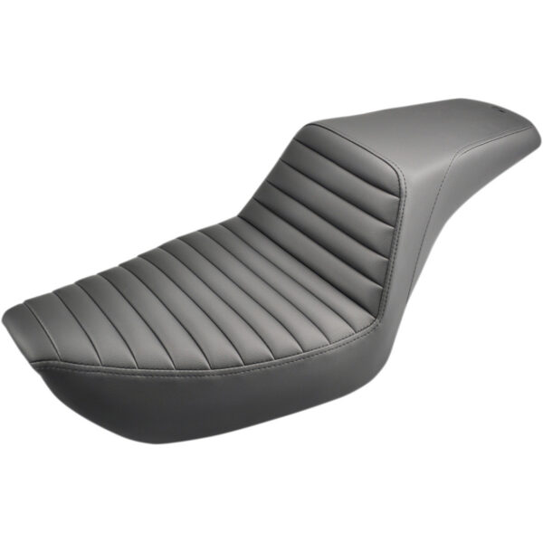 Saddlemen Step-up tuck 'n roll front - DYNA